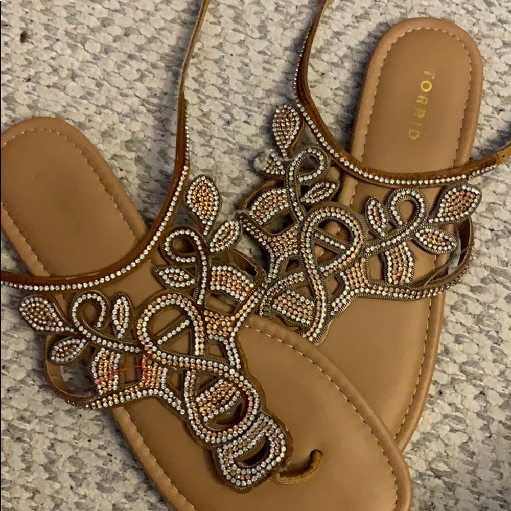 TORRID SANDALS - Picture 2 of 2